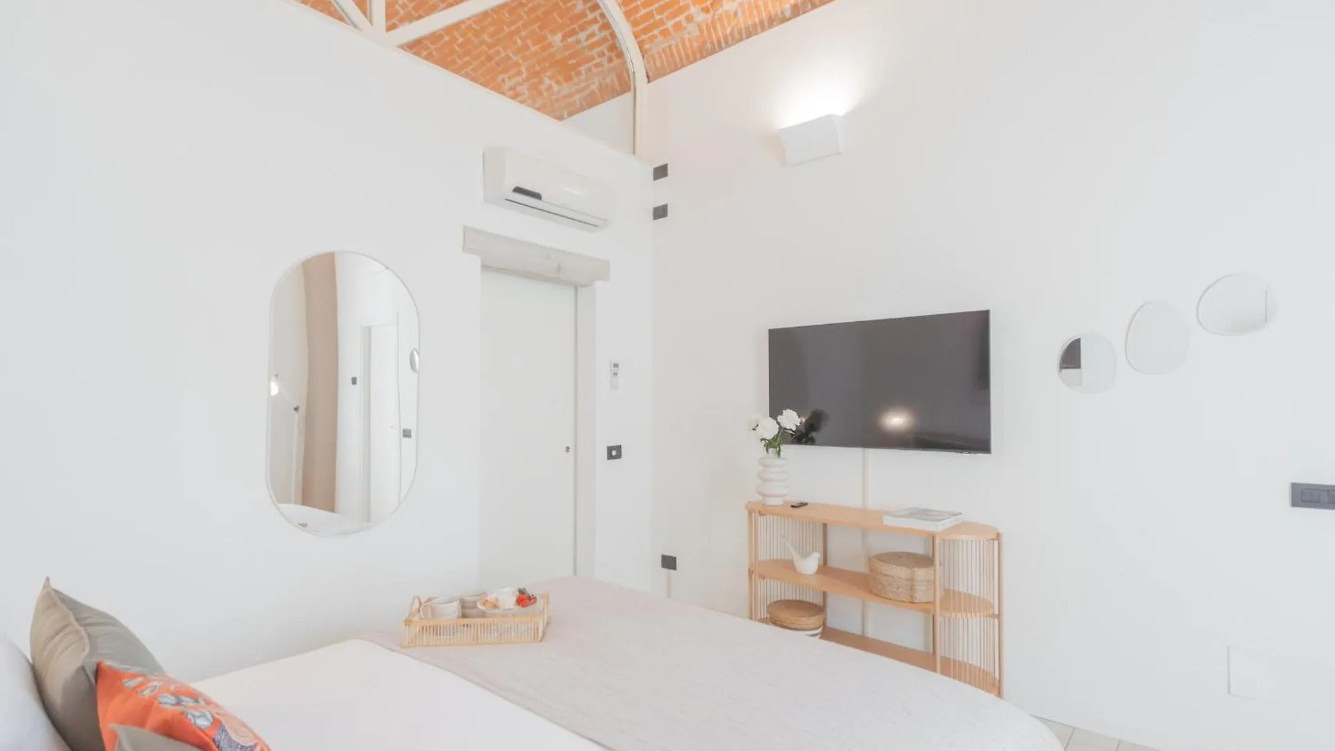 The Printers Home By Rent All Como Apartment