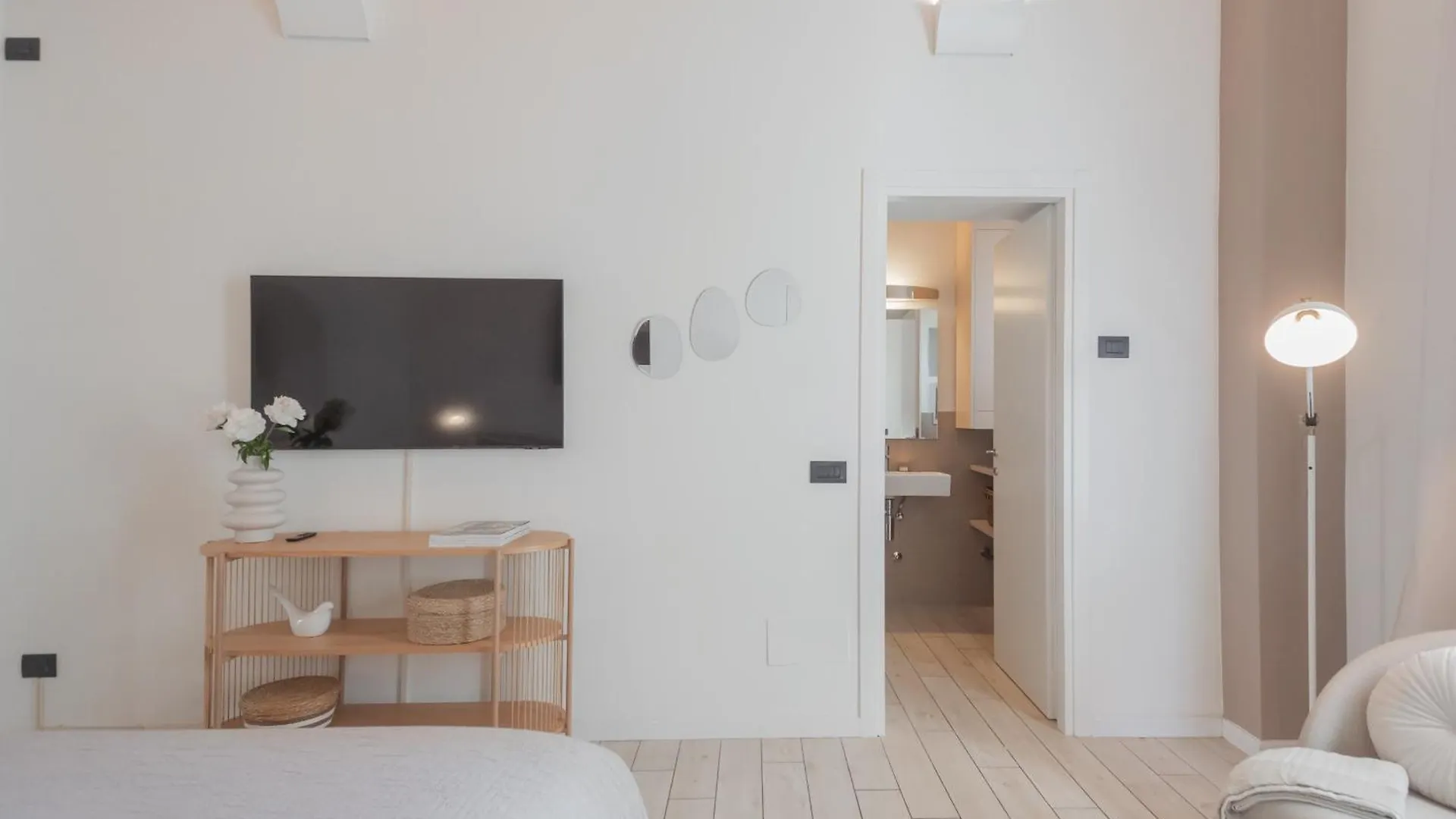Apartment The Printers Home By Rent All Como Italy